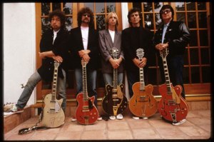 Traveling-Wilburys-the-traveling-wilburys-5570335-640-425